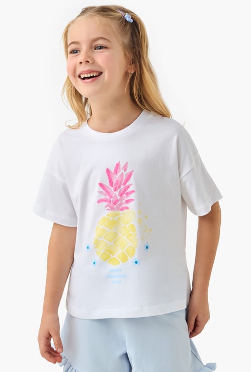 Juniors Graphic Print Round Neck T-shirt with Short Sleeves