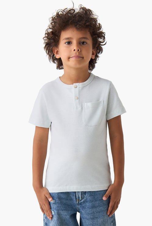 Juniors Knitted Henley T-shirt