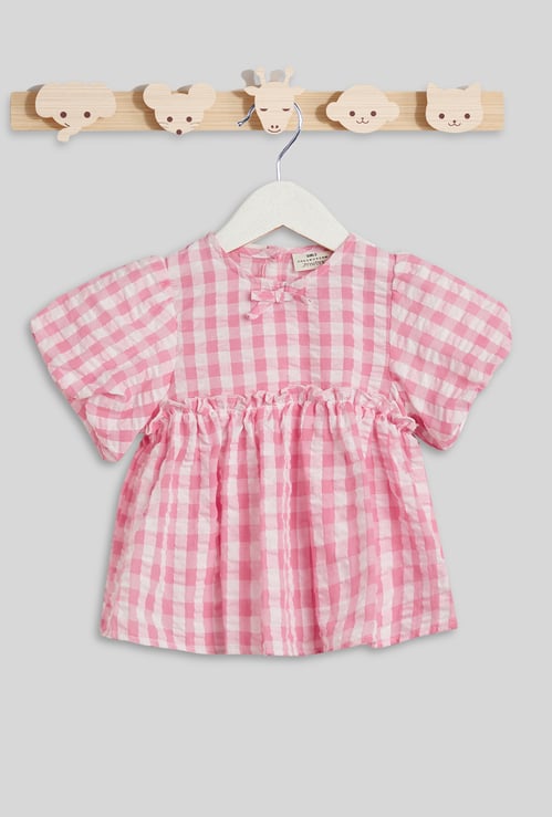 Juniors Gingham Checked Top