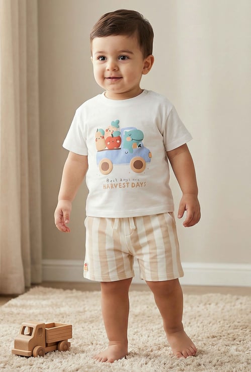 Juniors Printed T-shirt and Shorts Set