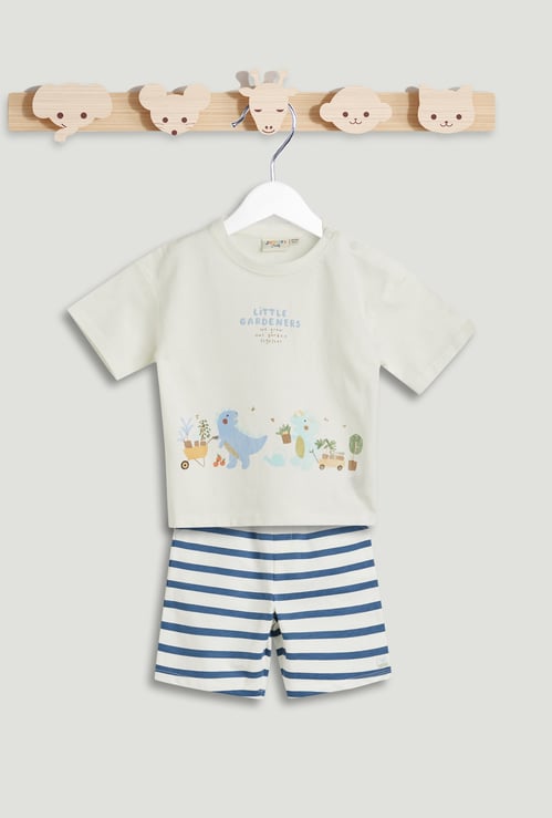 Juniors Printed T-shirt and Shorts Set
