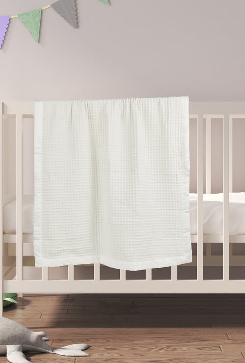 Juniors Waffle Pattern 2 Ply Blanket