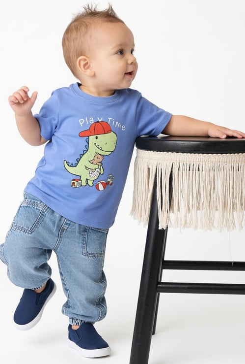 Juniors Graphic Print T-shirt
