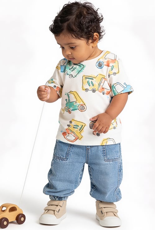 Juniors Graphic Print T-shirt