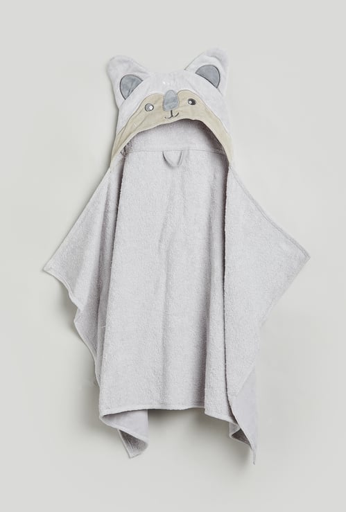 Juniors Embroidered Hooded Towel
