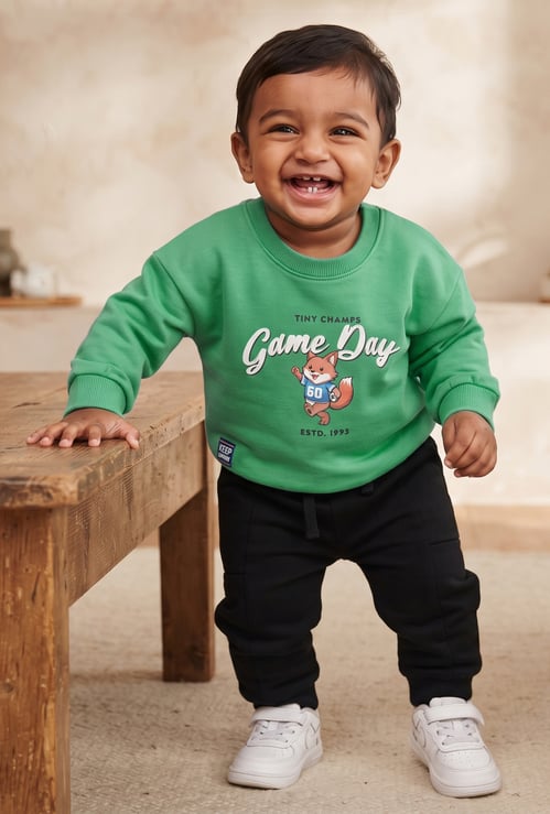 Juniors Graphic Print Sweatshirt