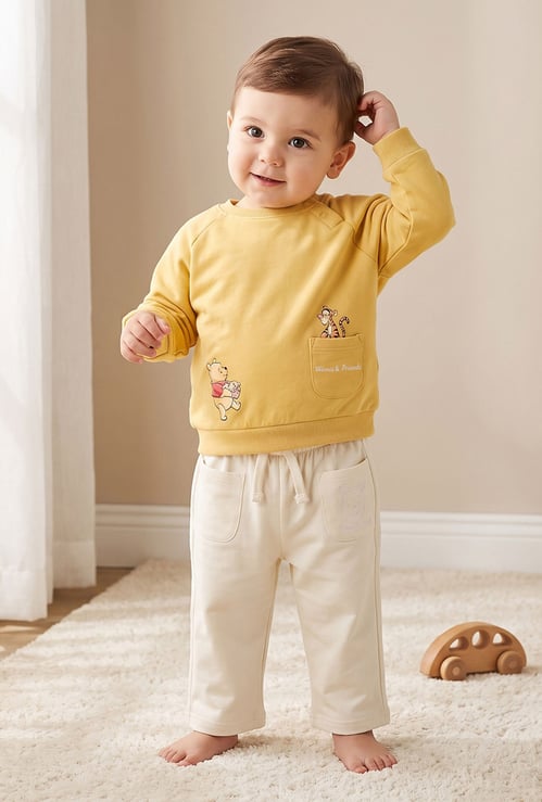 Juniors Winnie the Pooh Print Sweatshirt and Pyjama Set
