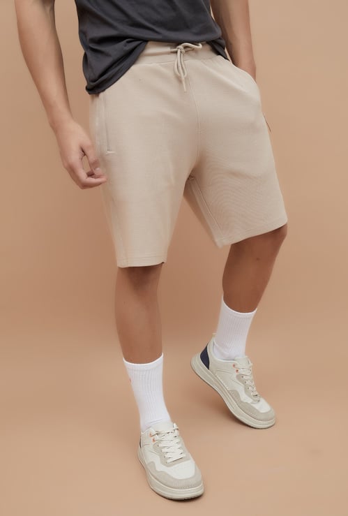 FAME FOREVER Woven Regular Fit Shorts