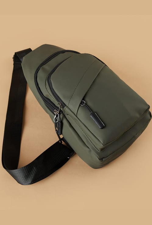 FAME FOREVER Solid Crossbody Backpack