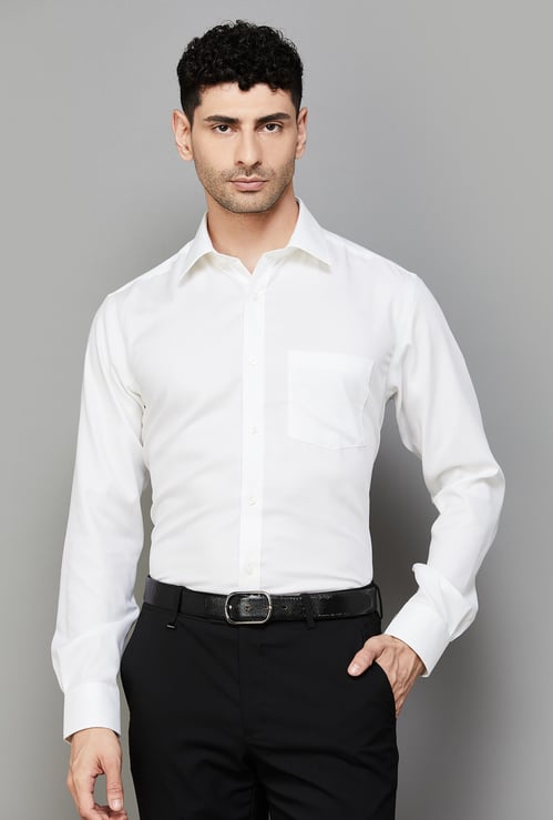 PARK AVENUE Men Solid Regular Fit Formal Shirt