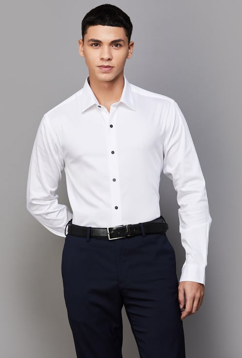 ARROW Men Solid Slim Fit Formal Shirt