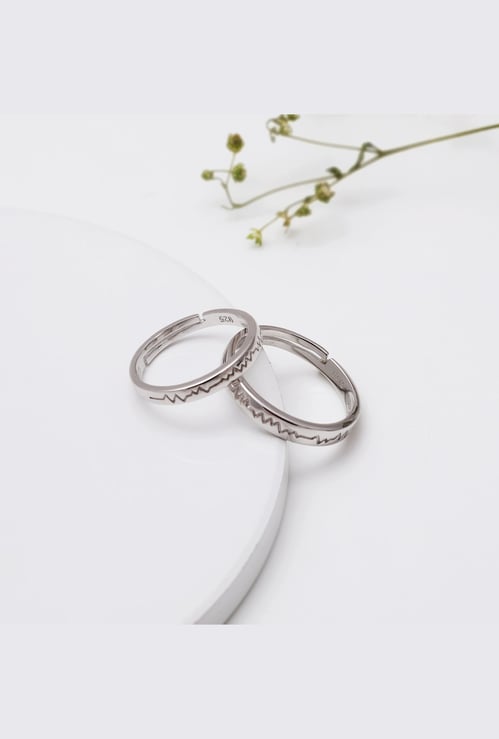 GIVA Sterling Silver Heartbeat Couple Finger Rings