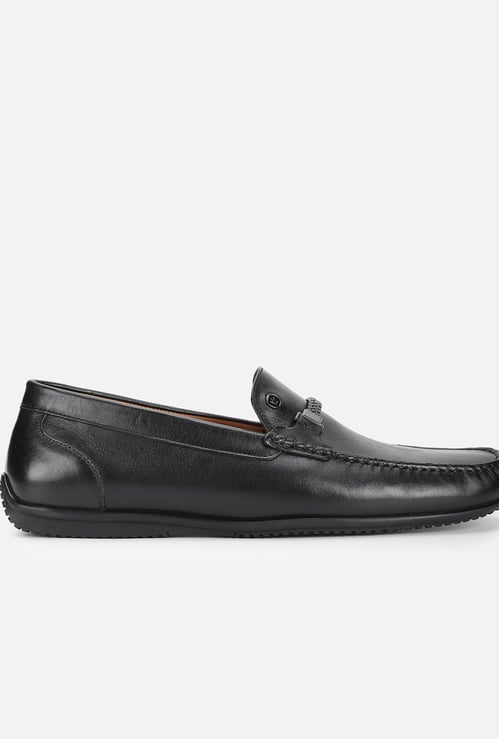LOUIS PHILIPPE Textured Loafers