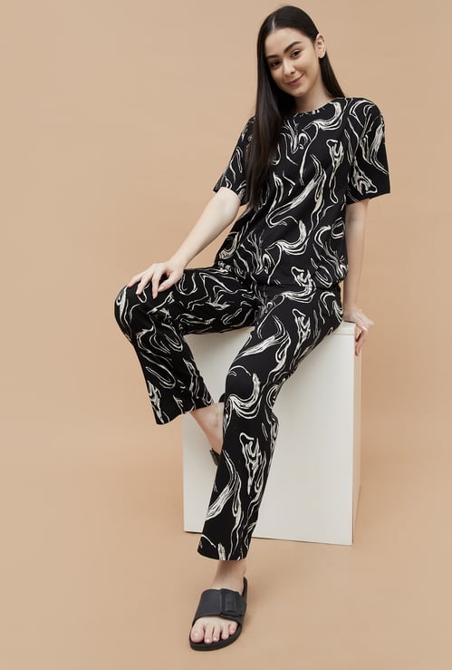GINGER Abstract Print Nightsuit
