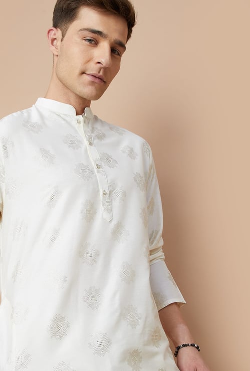 MELANGE Embroidered Straight Kurta