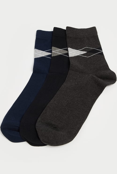 CODE Diamond Patterned Crew Length Socks - Pack of 3