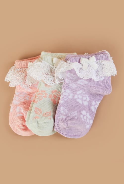 FAME FOREVER Lace Frill Ankle-Length Socks - Pack of 3