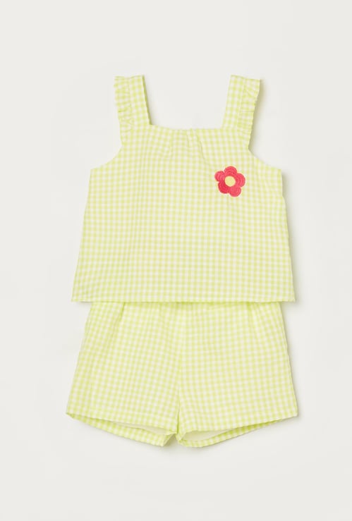 JUNIORS Girls Checked Top with Shorts