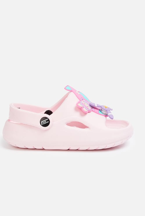 FAME FOREVER Girls Hello Kitty Applique Clogs