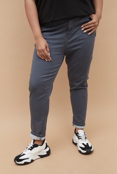 NEXUS Solid Skinny Fit Jeans