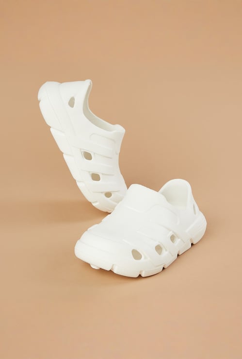 FAME FOREVER Boys Slip-On Clogs