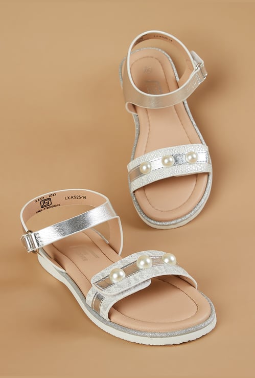 FAME FOREVER Girls Embellished Sandals