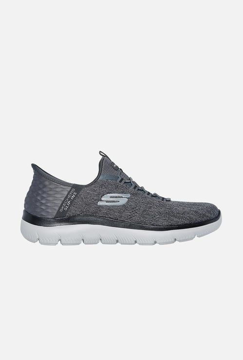 SKECHERS Summits Key Pace Knitted Running Shoes
