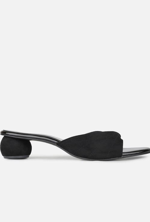 INC.5 Textured Block Heels