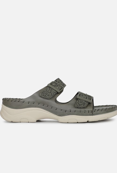 INC.5 Patterned Platform Sandals
