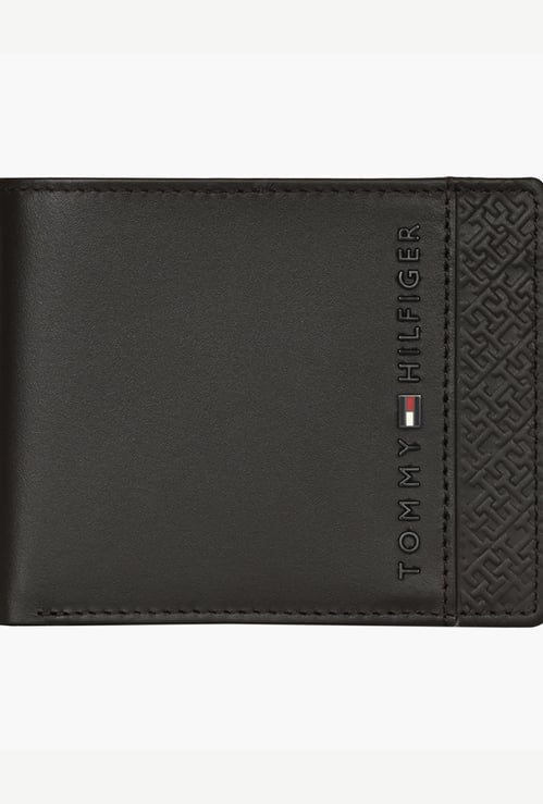 TOMMY HILFIGER Embossed Logo Bi-Fold Leather Wallet