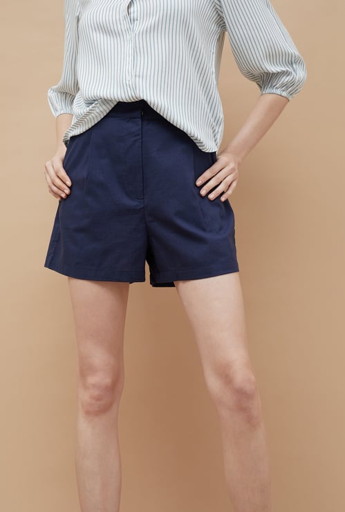 FAME FOREVER Solid Shorts