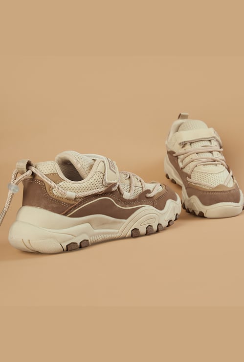 FAME FOREVER Boys Contrast Overlay Sneakers with Velcro