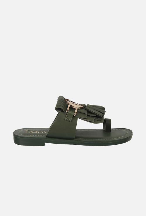 CATWALK Tassle-Trim Toe-Ring Flats
