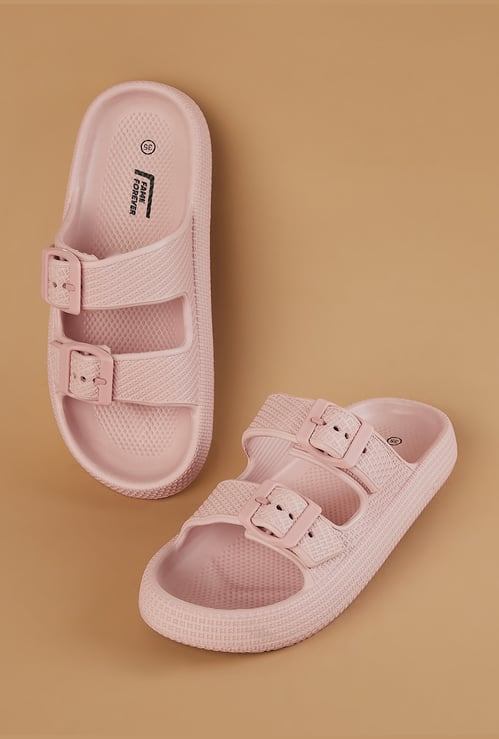 FAME FOREVER Girls Textured Sandals