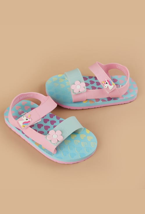 FAME FOREVER Girls Jibit Charm Sandals