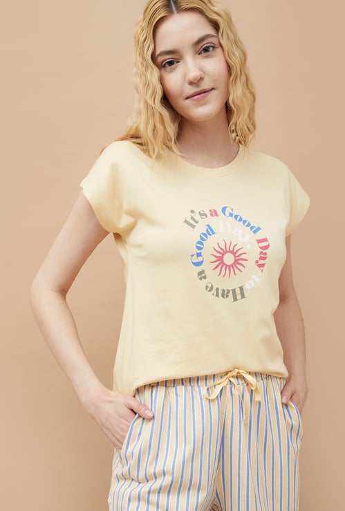 GINGER Graphic Print T-shirt