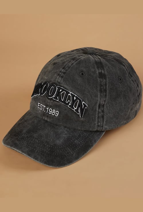 FAME FOREVER Typographic Embroidered Baseball Cap