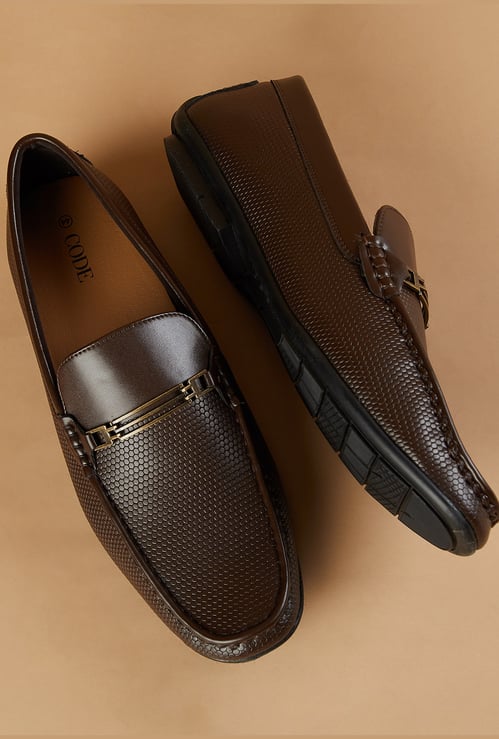 CODE Textured Loafers