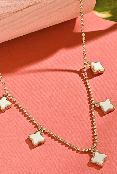 TONIQ Clover Charm Necklace