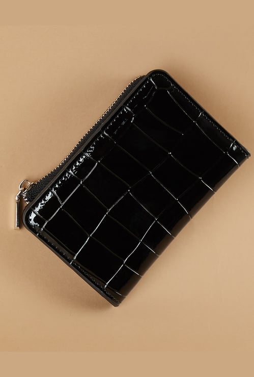FAME FOREVER Embossed Bi-Fold Wallet