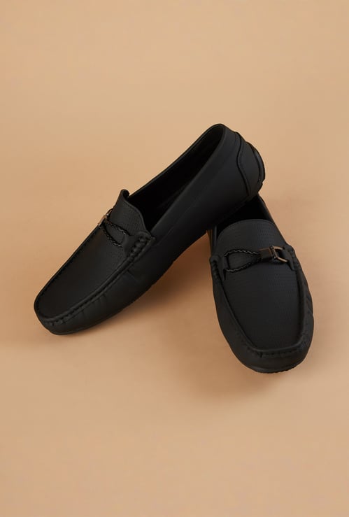 CODE Patterned Loafers