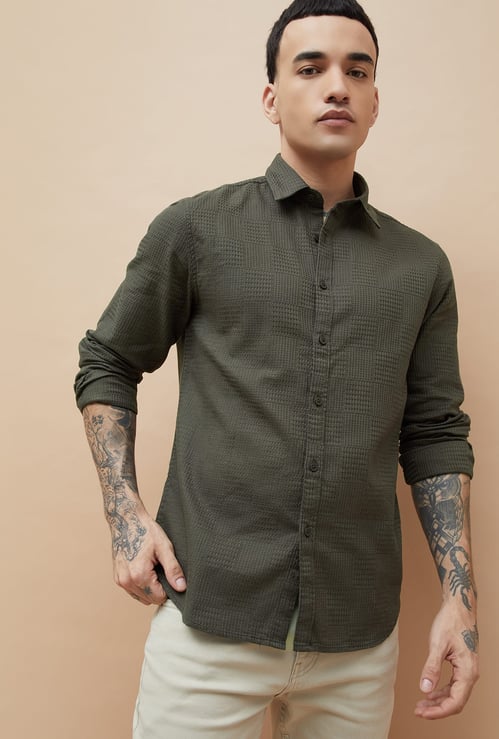 DENIMIZE Textured Regular Fit Shirt