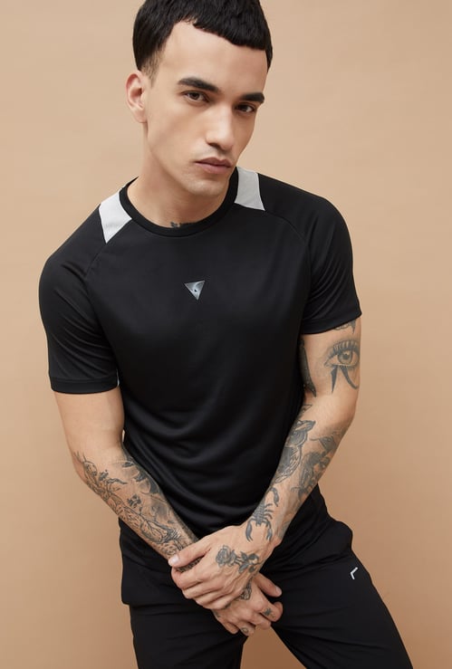 FAME FOREVER ACTIVE Solid Raglan Sleeve T-shirt