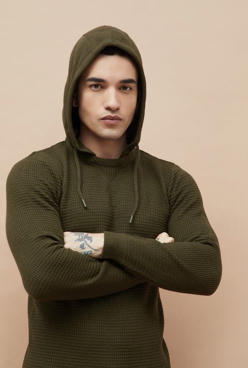 FAME FOREVER Knitted Hooded Sweater