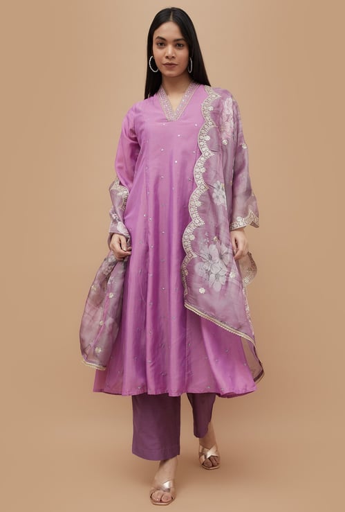 MELANGE Embroidered Kalidar Kurta Set