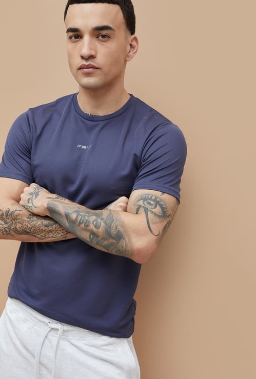 FAME FOREVER ACTIVE Knit T-shirt
