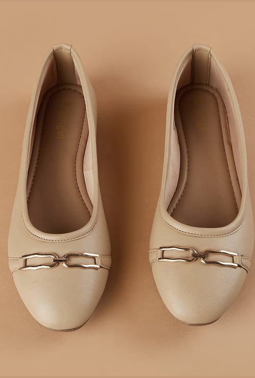 GINGER Metal Accent Ballerinas