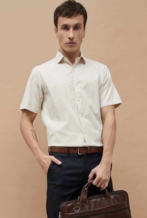 CODE Printed Regular Fit Formal Shirt
