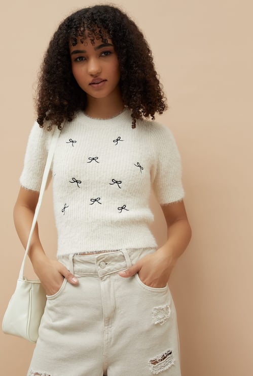 GINGER Embroidered Sweater