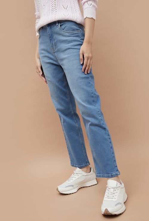 FAME FOREVER Stonewashed Straight Fit Jeans